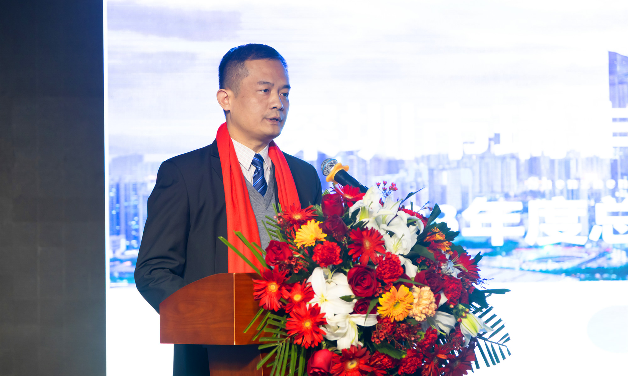 擊鼓催征啟新程，接續(xù)奮斗謀發(fā)展！深圳瑞豐科技集團(tuán)年度工作會議暨新春團(tuán)拜會圓滿召開