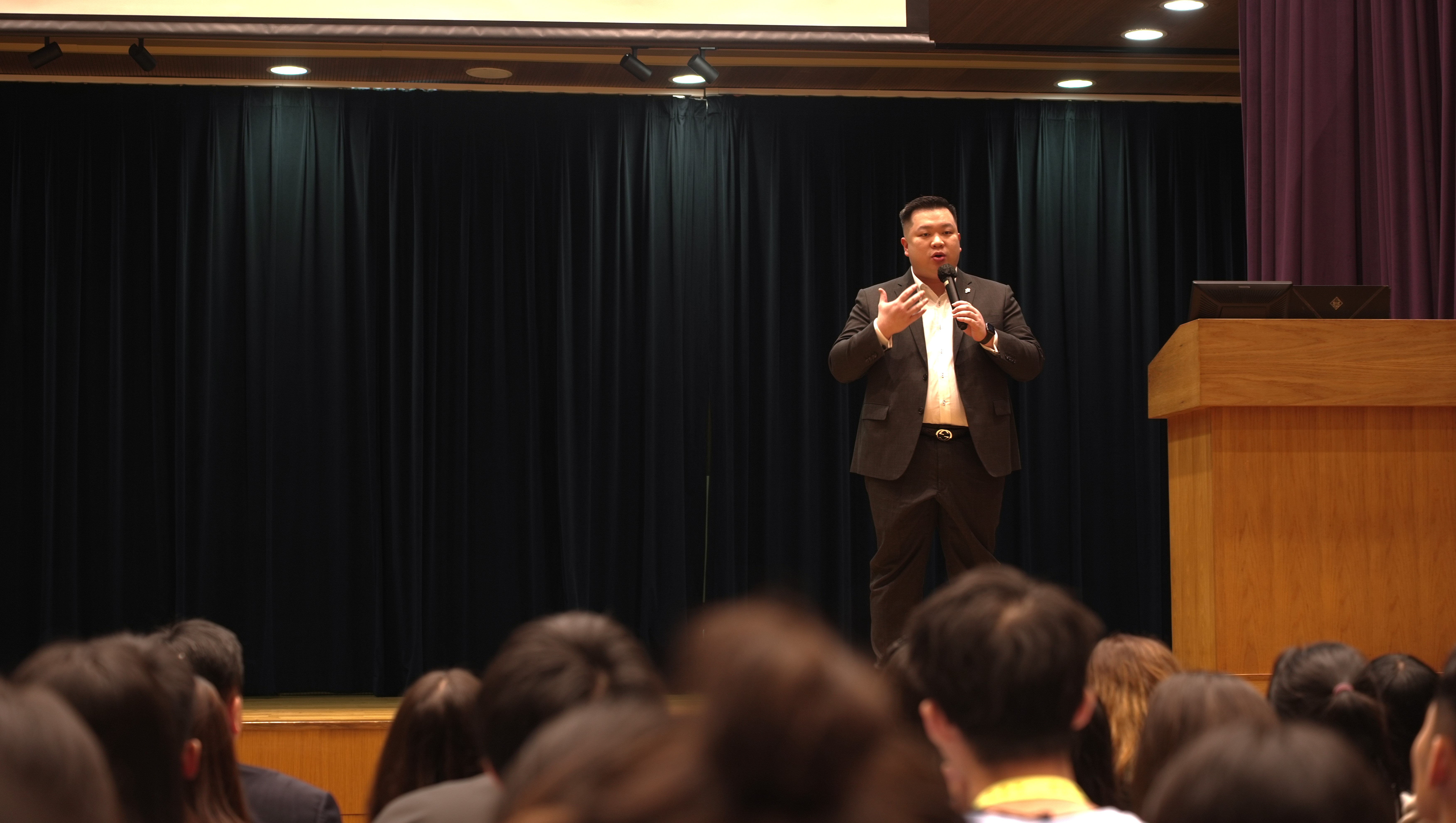 燃情五月 活出夢(mèng)想——明德師生赴港參加2024青年夢(mèng)想家交流營(yíng)活動(dòng)