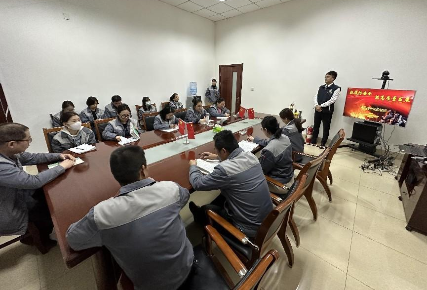 多項(xiàng)措施有效并舉 用實(shí)際行動(dòng)切實(shí)筑牢企業(yè)安全生產(chǎn)防線 金葉科教集團(tuán)深入開(kāi)展2024年安全管理專項(xiàng)行動(dòng)之煙配產(chǎn)業(yè)篇 多項(xiàng)措施有效并舉 用實(shí)際行動(dòng)切實(shí)筑牢企業(yè)安全生產(chǎn)防線 金葉科教集團(tuán)深入開(kāi)展2024年安全管理專項(xiàng)行動(dòng)之煙配產(chǎn)業(yè)篇