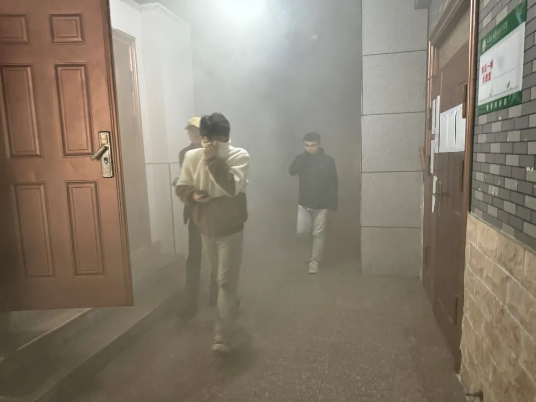 夯實安全管理基礎(chǔ) 提高全員安全意識 筑牢安全生產(chǎn)防線 金葉科教集團深入開展2024年安全管理專項行動之教育事業(yè)篇 夯實安全管理基礎(chǔ) 提高全員安全意識 筑牢安全生產(chǎn)防線 金葉科教集團深入開展2024年安全管理專項行動之教育事業(yè)篇