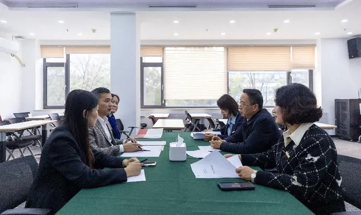 研修提質(zhì) 盛會(huì)賦能 共建促融 西安明德理工學(xué)院多元推進(jìn)教育事業(yè)高質(zhì)量發(fā)展 研修提質(zhì) 盛會(huì)賦能 共建促融 西安明德理工學(xué)院多元推進(jìn)教育事業(yè)高質(zhì)量發(fā)展